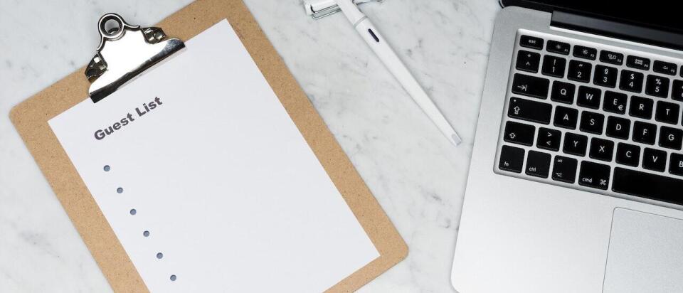 Guest list and apple computer